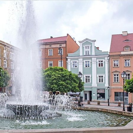 Rynek No 3 Apartment Wałbrzych Esterno foto